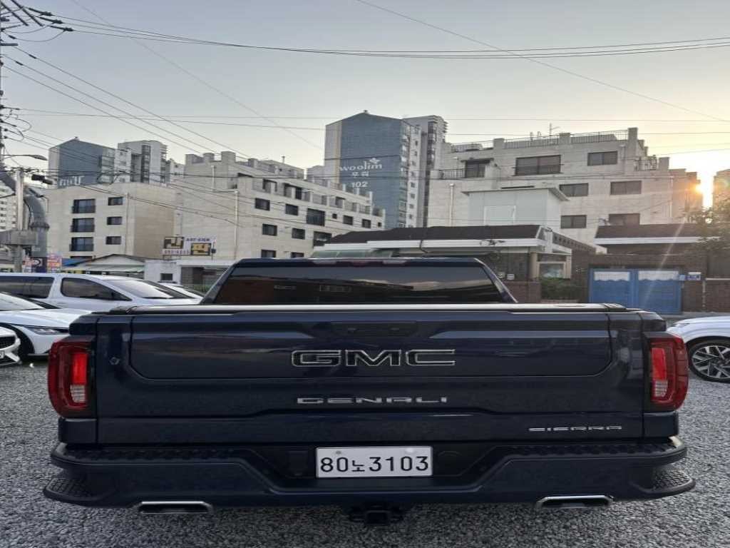 GMC 시에라 드날리-X 이미지 3