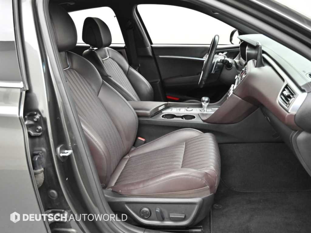 제네시스 G70 더 뉴 G70 가솔린 2.0T 4WD 이미지 10