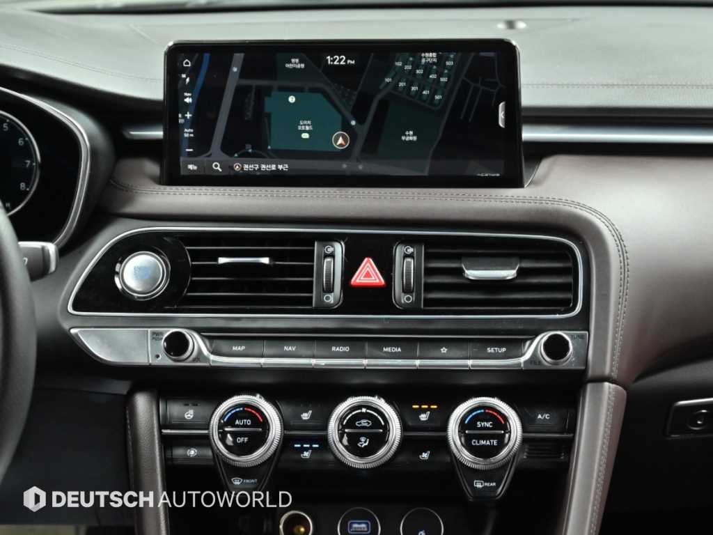 제네시스 G70 더 뉴 G70 가솔린 2.0T 4WD 이미지 14