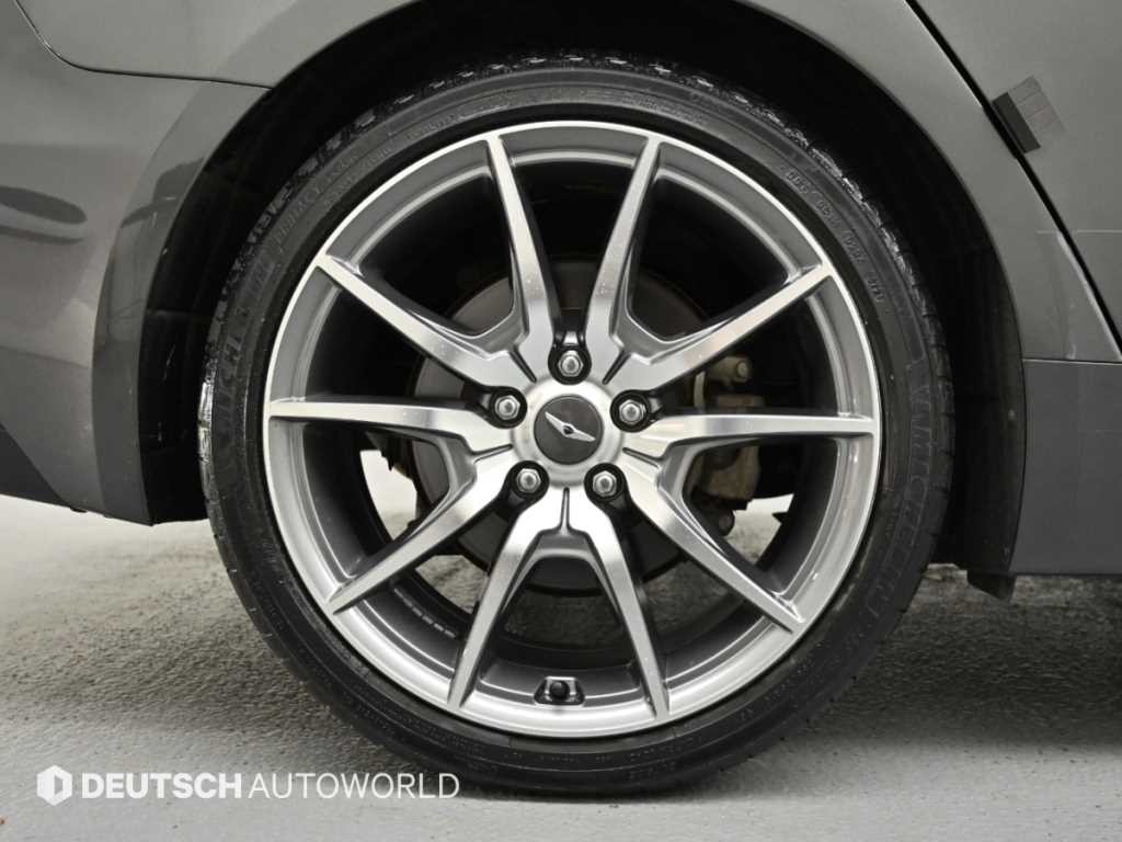 제네시스 G70 더 뉴 G70 가솔린 2.0T 4WD 이미지 5