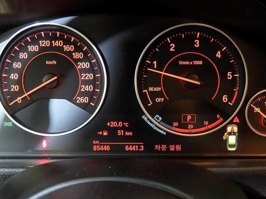 BMW 3시리즈 3시리즈 (F30) 320d M 퍼포먼스 에디션 이미지 10