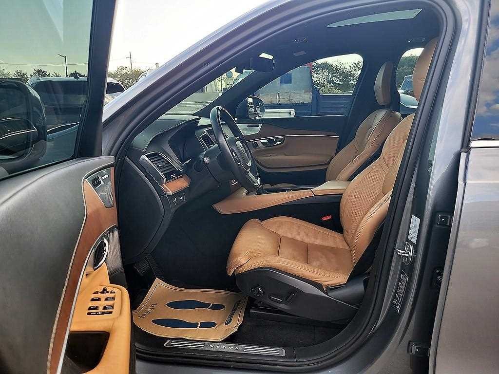 볼보 XC90 XC90 2세대 2.0 T6 AWD 인스크립션 이미지 6