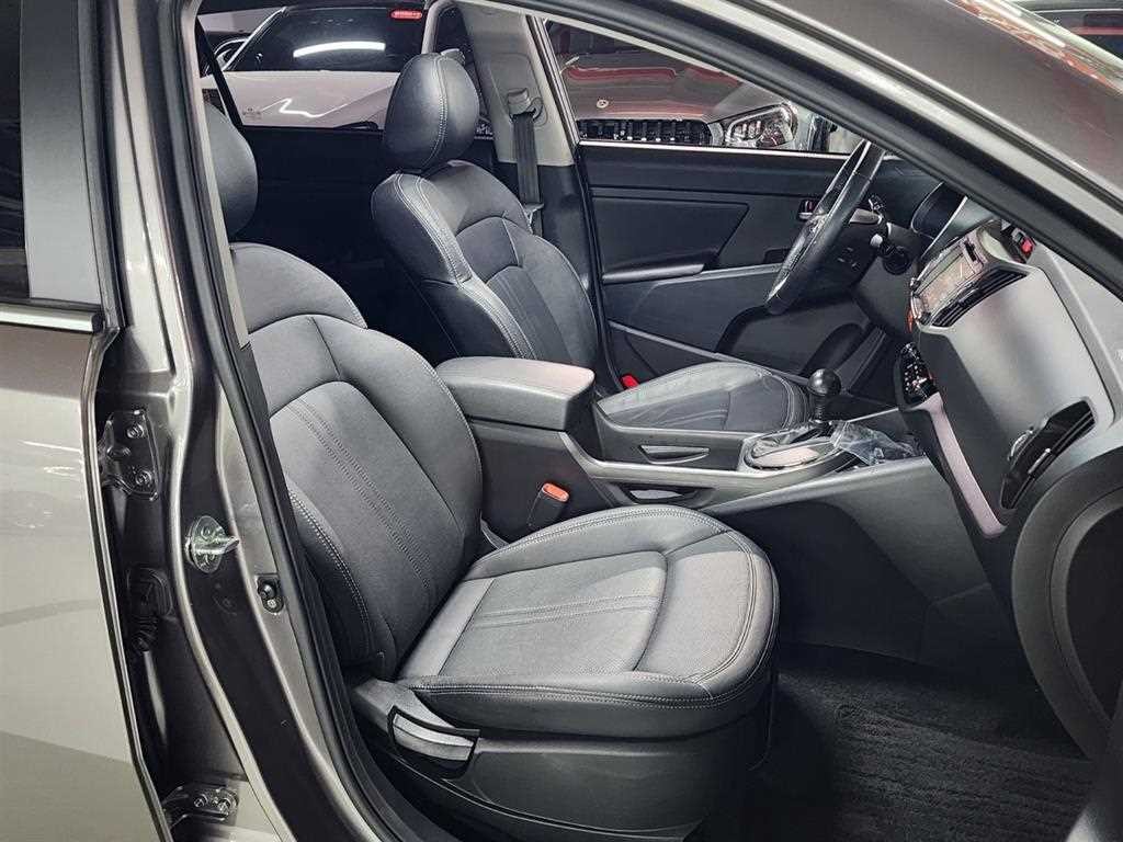 기아 스포티지 스포티지 R 2WD TLX 프리미엄 이미지 16