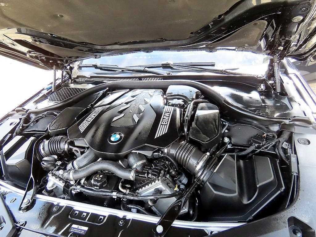BMW 8시리즈 8시리즈 (G15) M850i xDrive 쿠페 이미지 19