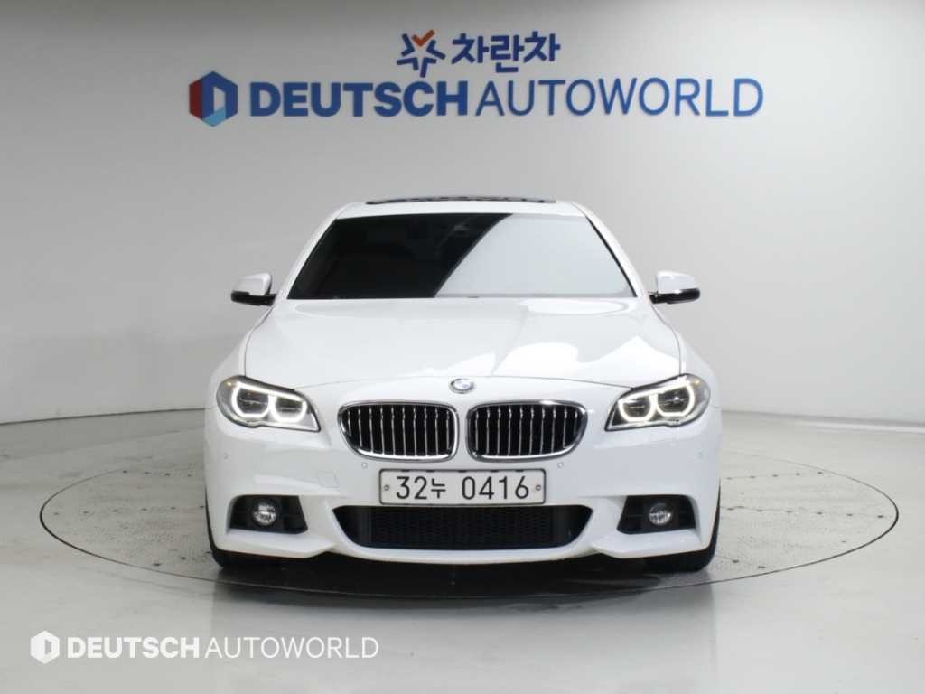BMW 5시리즈 5시리즈 (F10) 520d M 에어로다이나믹 이미지 3