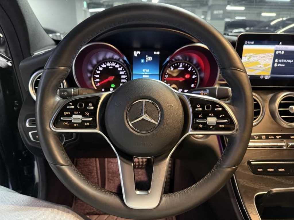 벤츠 C 클래스 C클래스 W205 C200 4MATIC AMG LINE 이미지 10