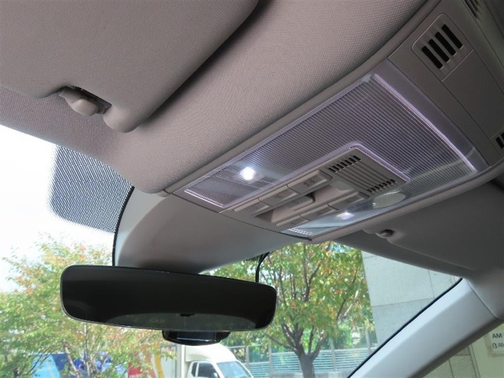 폭스바겐 아테온 2.0 TDI 엘레강스 프레스티지 이미지 11