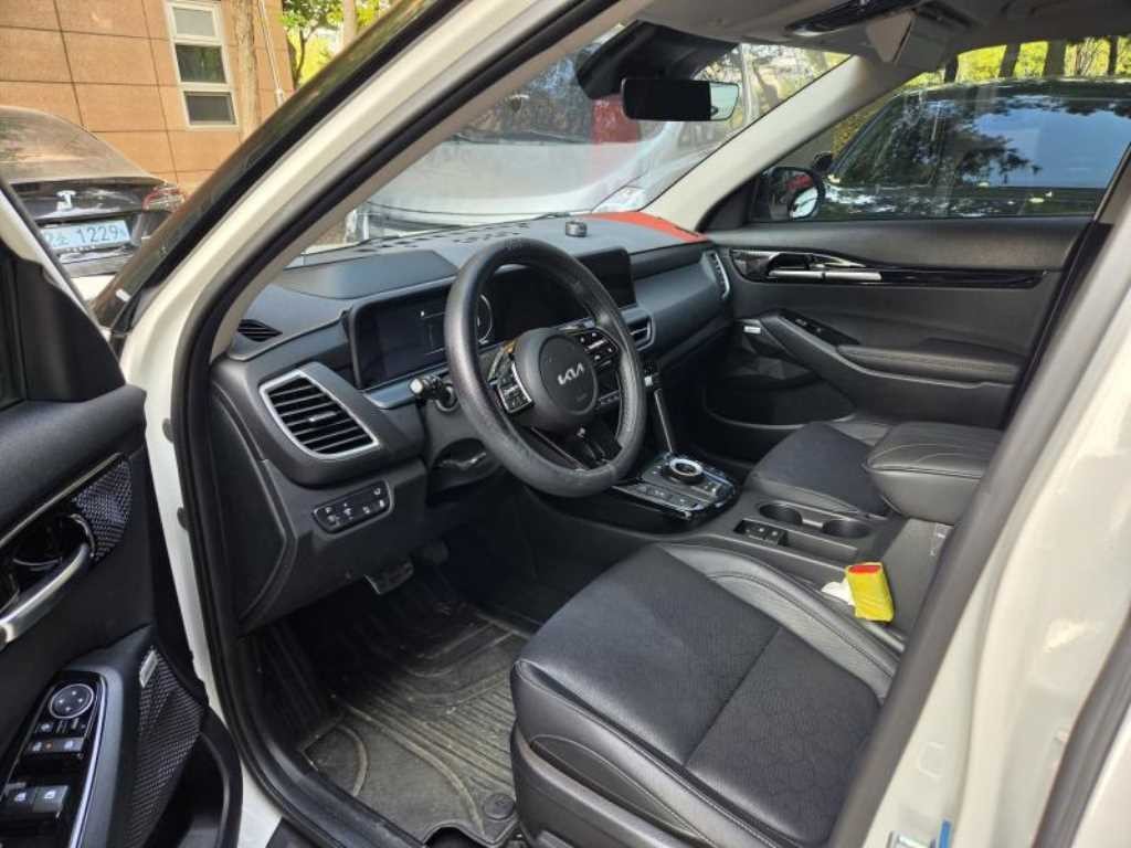 기아 셀토스 더 뉴 셀토스 가솔린 1.6 터보 4WD 이미지 6