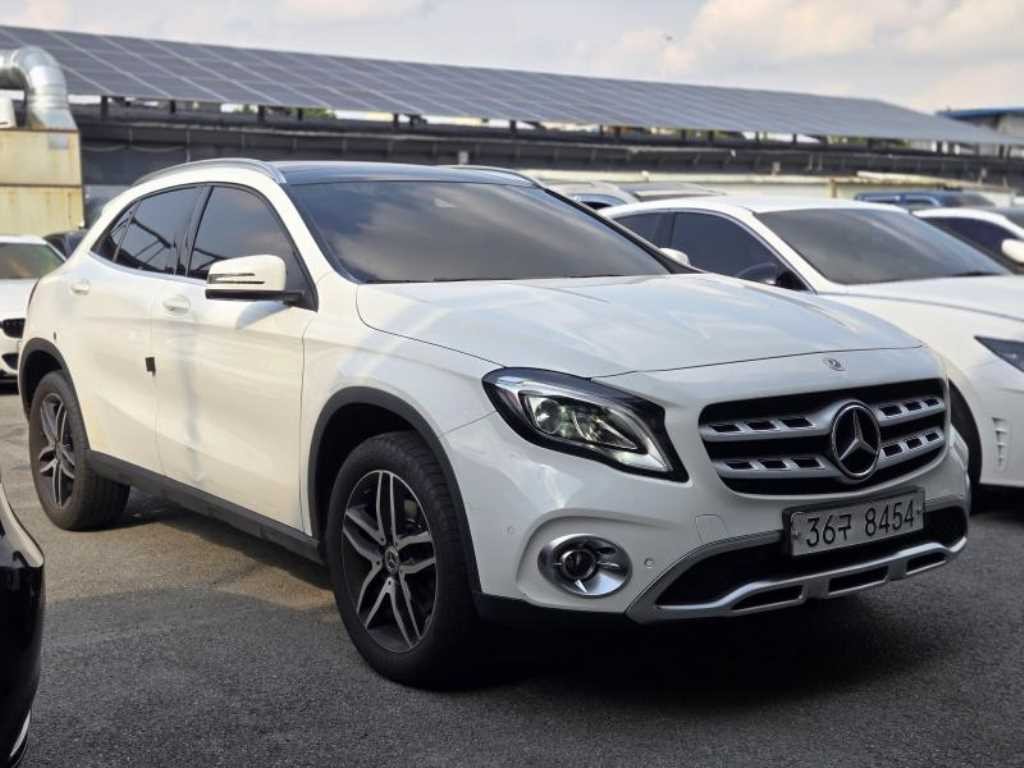 벤츠 GLA 클래스 GLA클래스 X156 GLA220 프리미엄 이미지 2