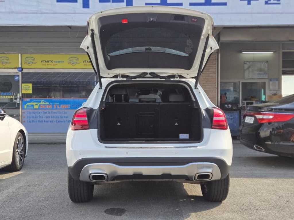 벤츠 GLA 클래스 GLA클래스 X156 GLA220 프리미엄 이미지 4