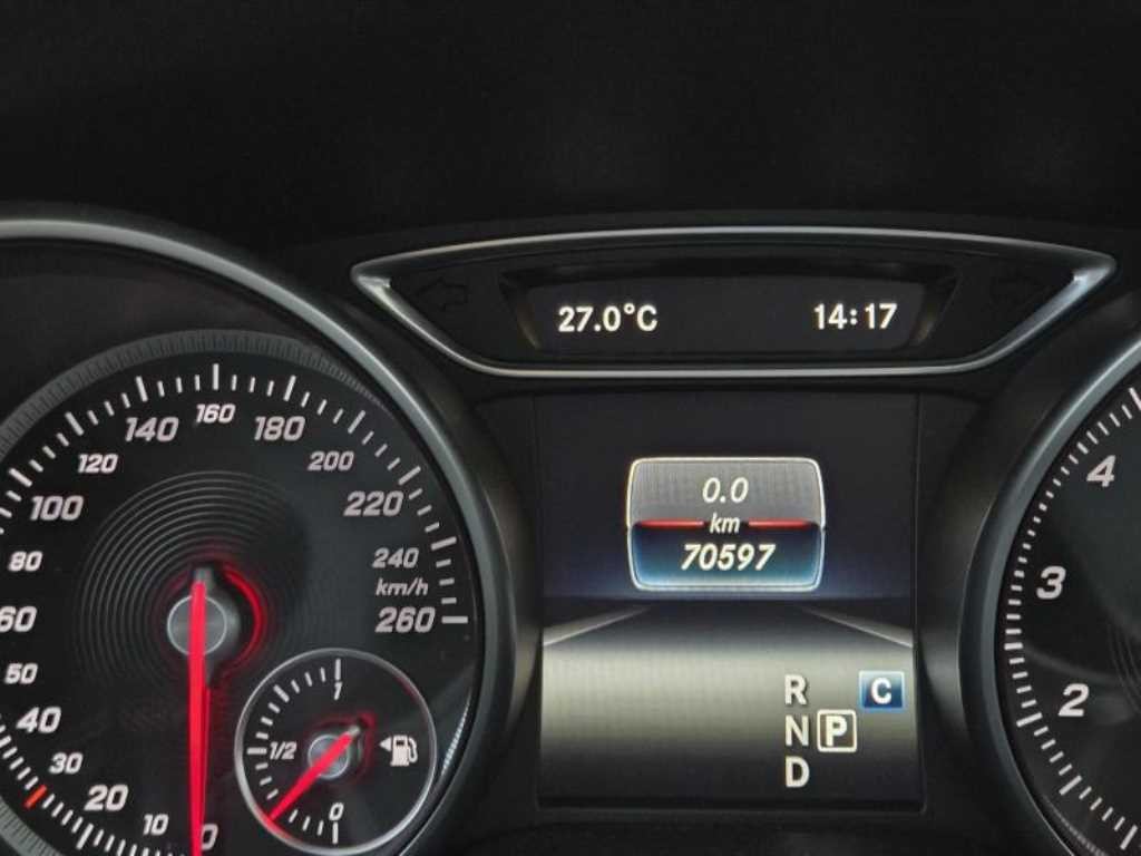 벤츠 GLA 클래스 GLA클래스 X156 GLA220 프리미엄 이미지 6