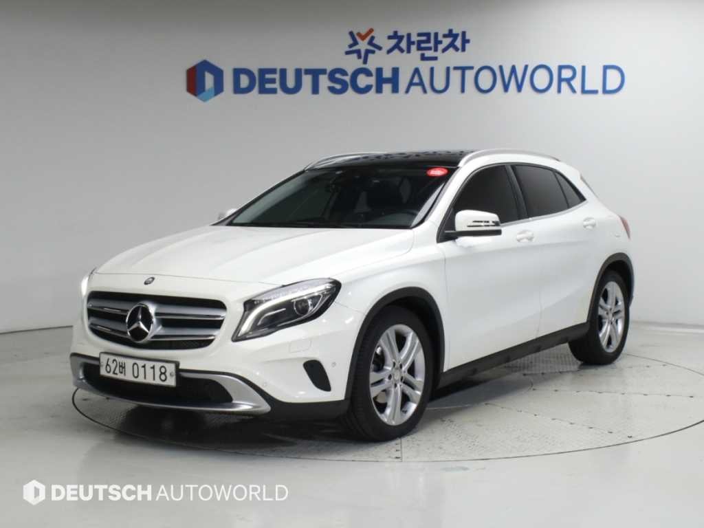 벤츠 GLA 클래스 GLA클래스 X156 GLA200 D 4MATIC 이미지 1
