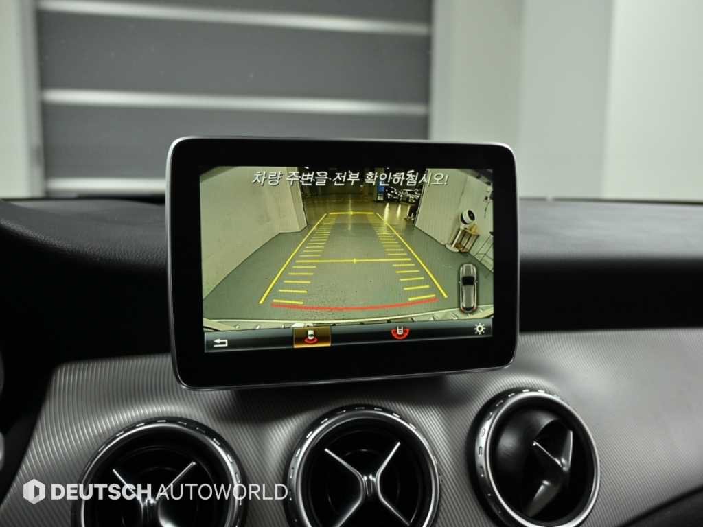 벤츠 GLA 클래스 GLA클래스 X156 GLA200 D 4MATIC 이미지 15