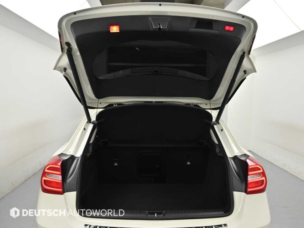 벤츠 GLA 클래스 GLA클래스 X156 GLA200 D 4MATIC 이미지 19