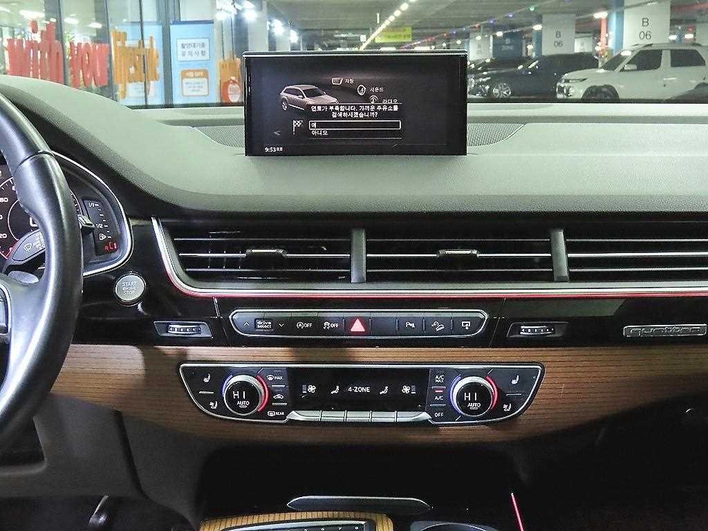아우디 Q7 Q7 (4M) 35 TDI 콰트로 프리미엄 TECH 이미지 11