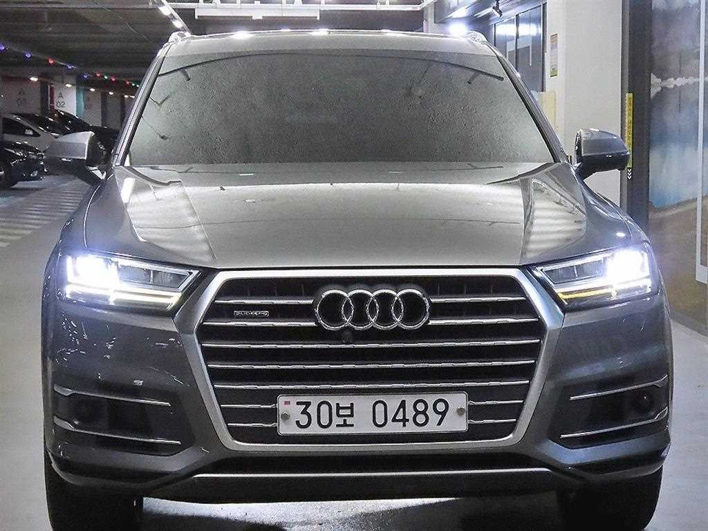 아우디 Q7 Q7 (4M) 35 TDI 콰트로 프리미엄 TECH 이미지 2
