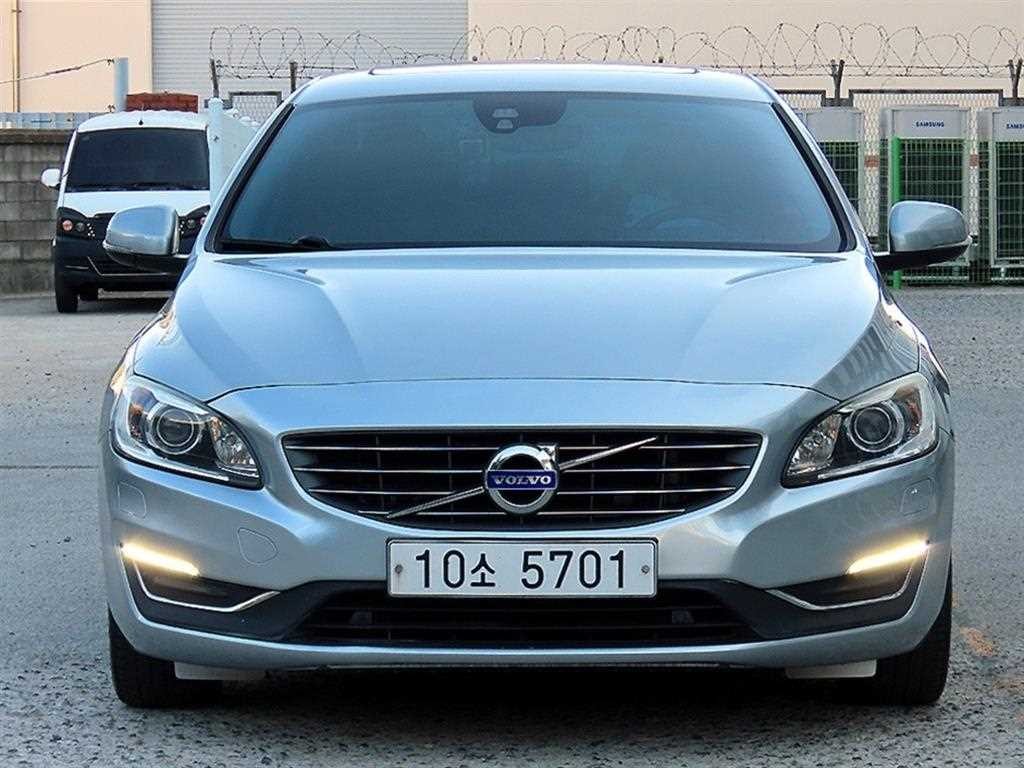 볼보 S60 뉴S60 D3 이미지 1