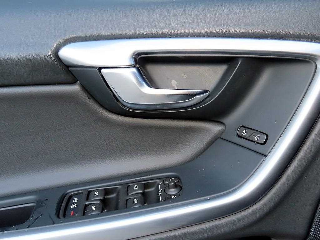 볼보 S60 뉴S60 D3 이미지 11