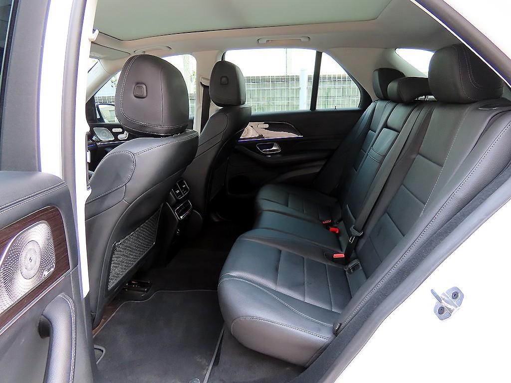 벤츠 GLE 클래스 GLE 클래스 W167 GLE 300d 4MATIC 이미지 6