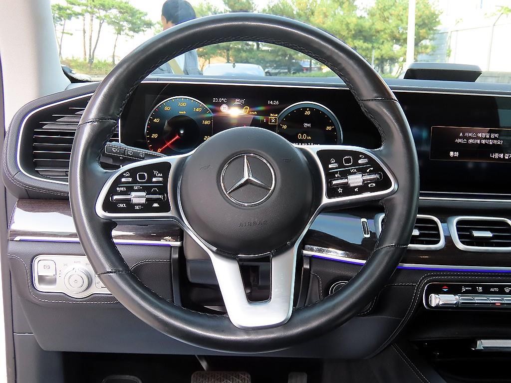 벤츠 GLE 클래스 GLE 클래스 W167 GLE 300d 4MATIC 이미지 8