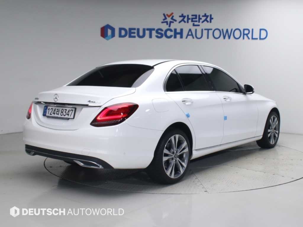 벤츠 C 클래스 C클래스 W205 C220 d 4MATIC 아방가르드 이미지 3