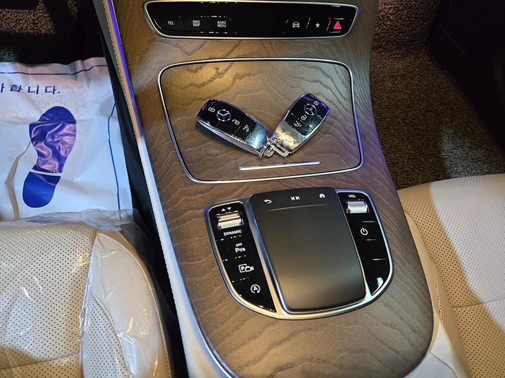 벤츠 E 클래스 E-클래스 W213 E250 익스클루시브 이미지 13