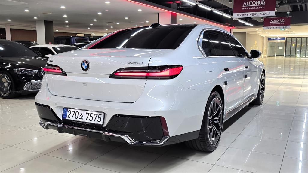 BMW 7시리즈 7시리즈 (G70) 740d xDrive M 스포츠 이미지 14