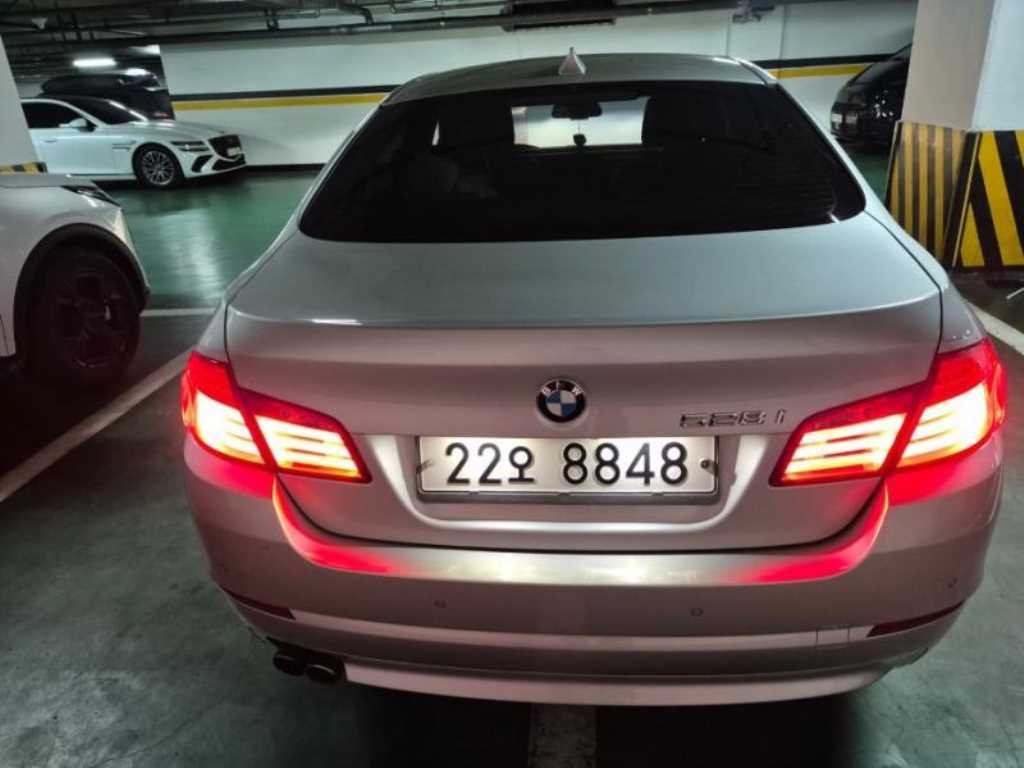 BMW 5시리즈 5시리즈 (F10) 528i 이미지 2