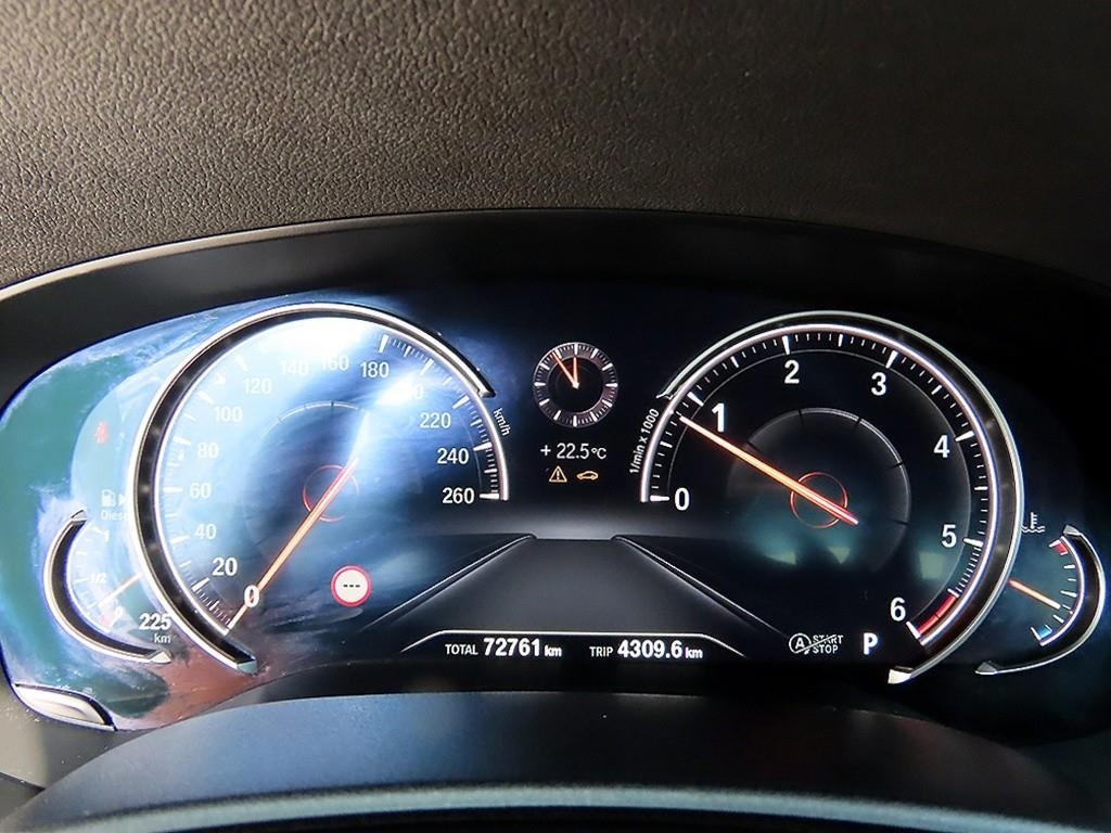 BMW 5시리즈 5시리즈 (G30) 520d M 스포츠 이미지 9