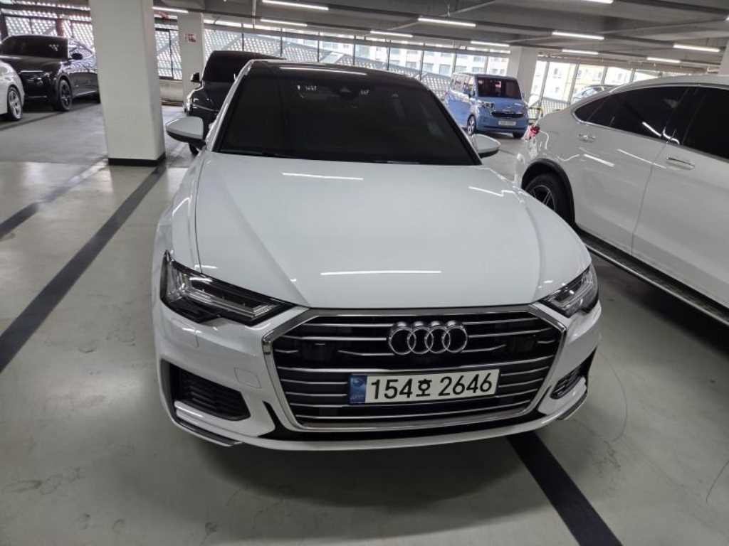 아우디 A6 A6 (C8) 45 TFSI 프리미엄 이미지 1