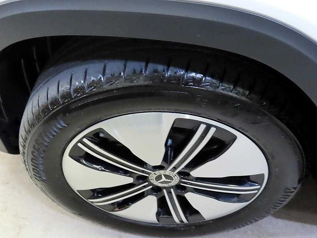 벤츠 EQB EQB (X243) EQB 300 4MATIC 일렉트릭 아트 이미지 20