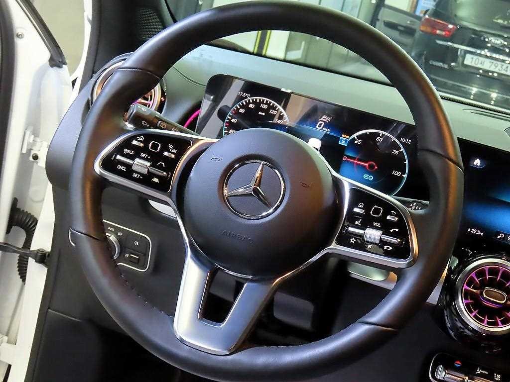 벤츠 EQB EQB (X243) EQB 300 4MATIC 일렉트릭 아트 이미지 8