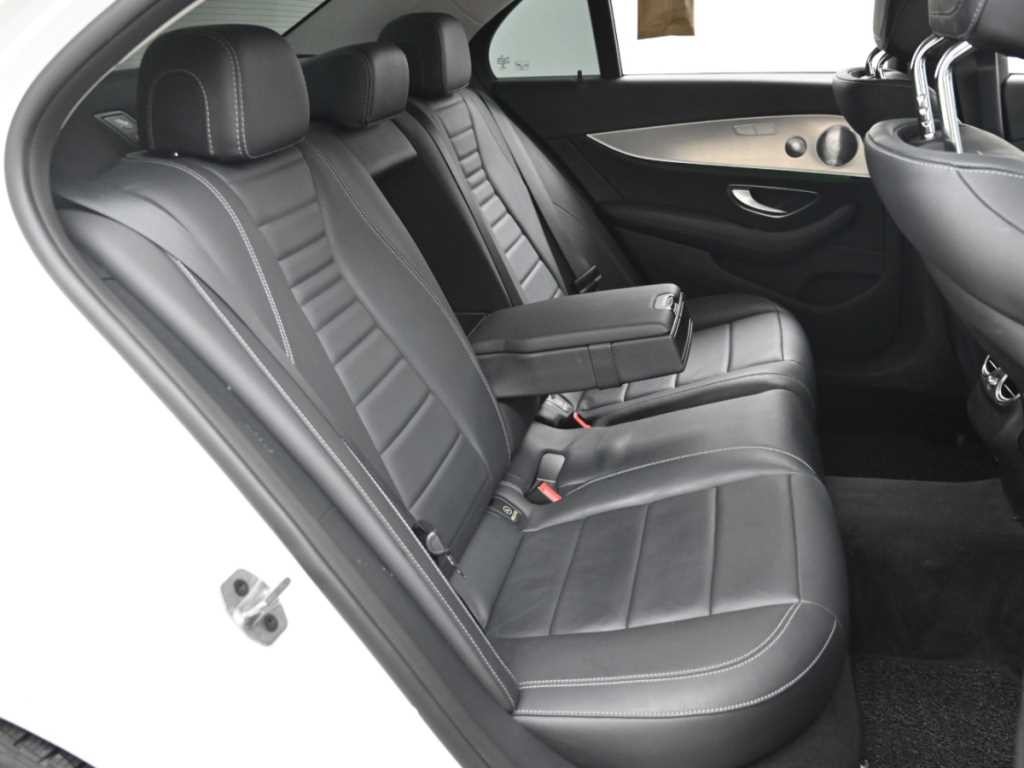 벤츠 E 클래스 E-클래스 W213 E300 AMG LINE 이미지 12