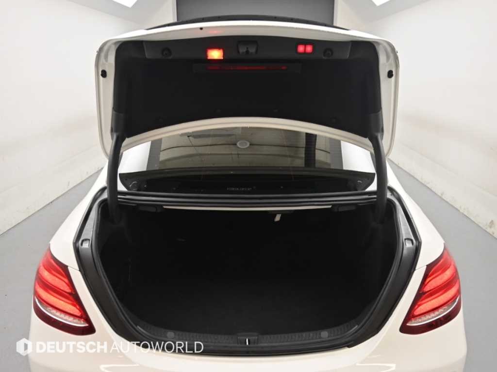 벤츠 E 클래스 E-클래스 W213 E300 AMG LINE 이미지 19