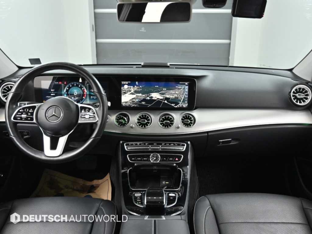 벤츠 E 클래스 E-클래스 W213 E300 AMG LINE 이미지 7