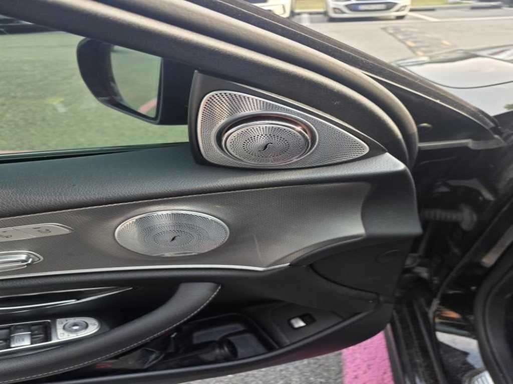 벤츠 E 클래스 E-클래스 W213 E300 AMG LINE 이미지 2
