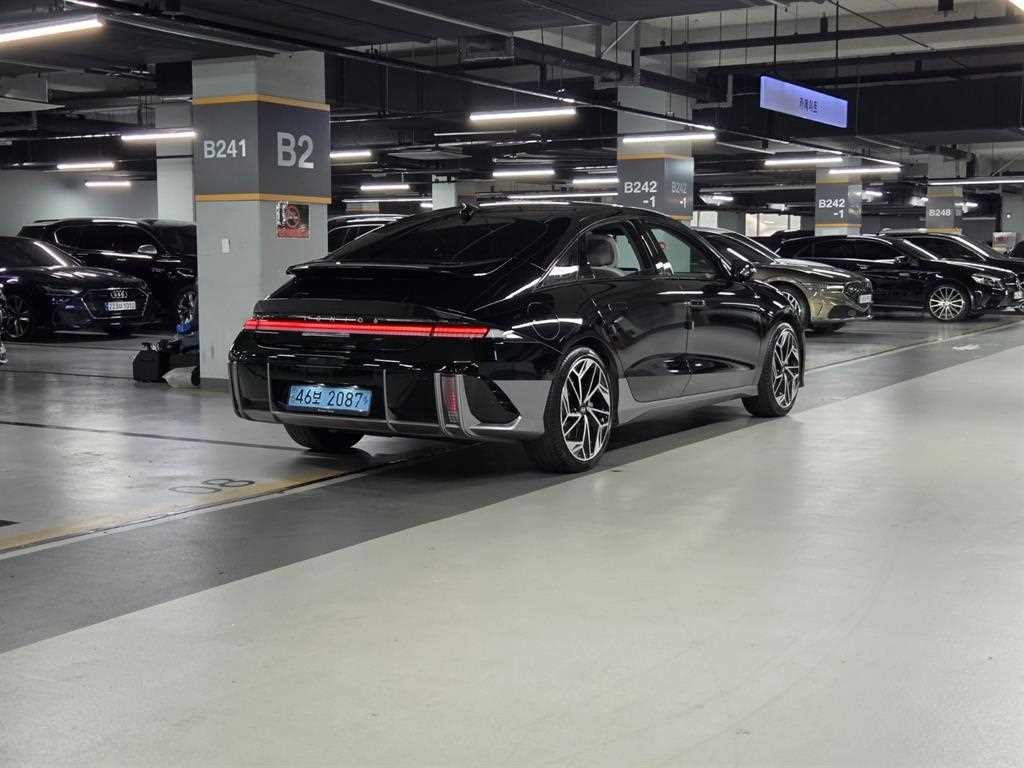 현대 아이오닉 6 롱레인지 4WD 익스클루시브 플러스 이미지 4