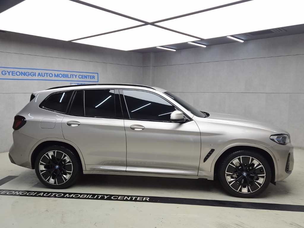 BMW iX3 iX3 (G08) M 스포츠 이미지 2