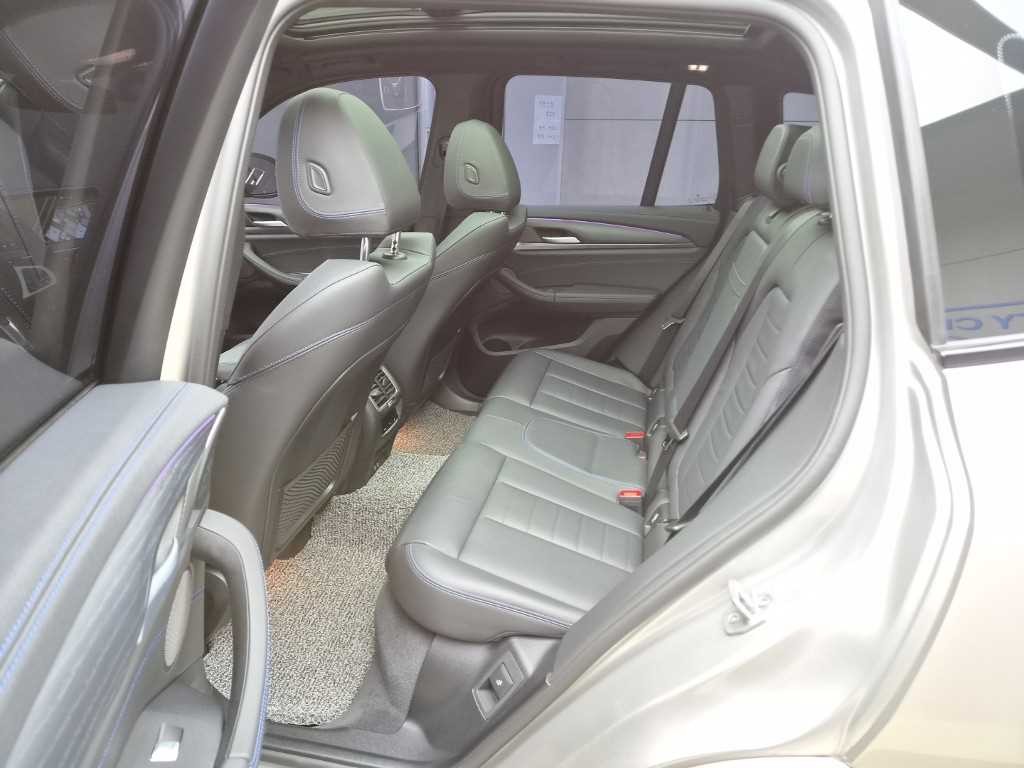 BMW iX3 iX3 (G08) M 스포츠 이미지 6