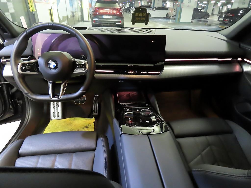 BMW 5시리즈 5시리즈 (G60) 520i M 스포츠 이미지 10
