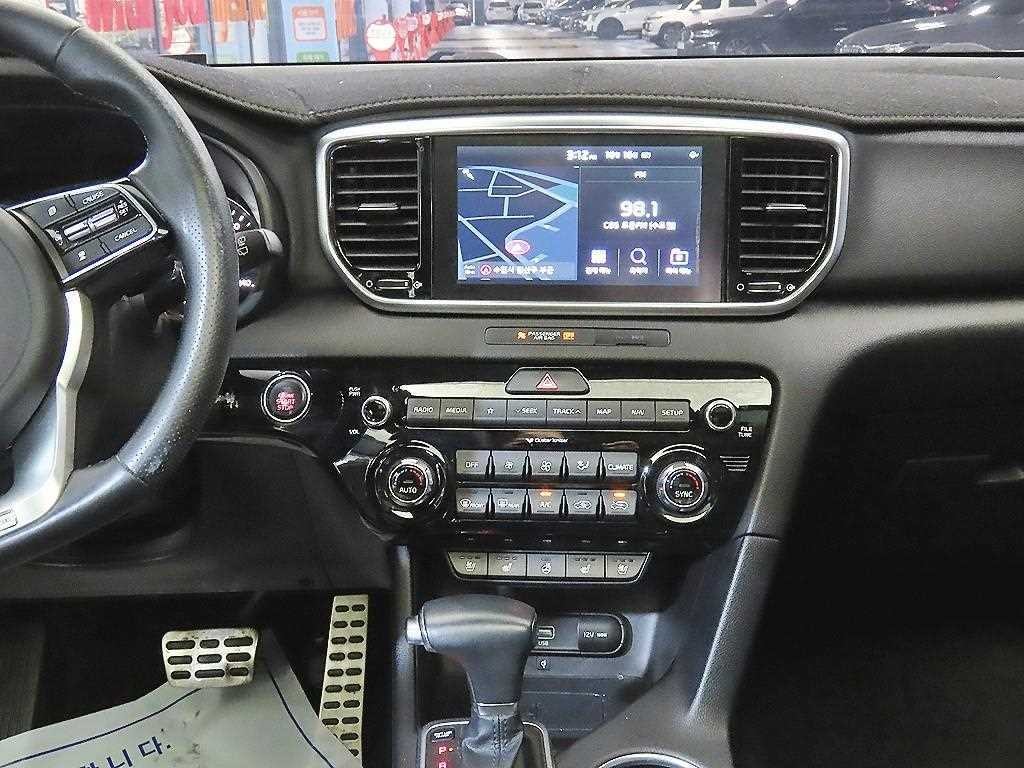 기아 스포티지 스포티지 더 볼드 2.0 디젤 2WD 인텔리전트 이미지 11