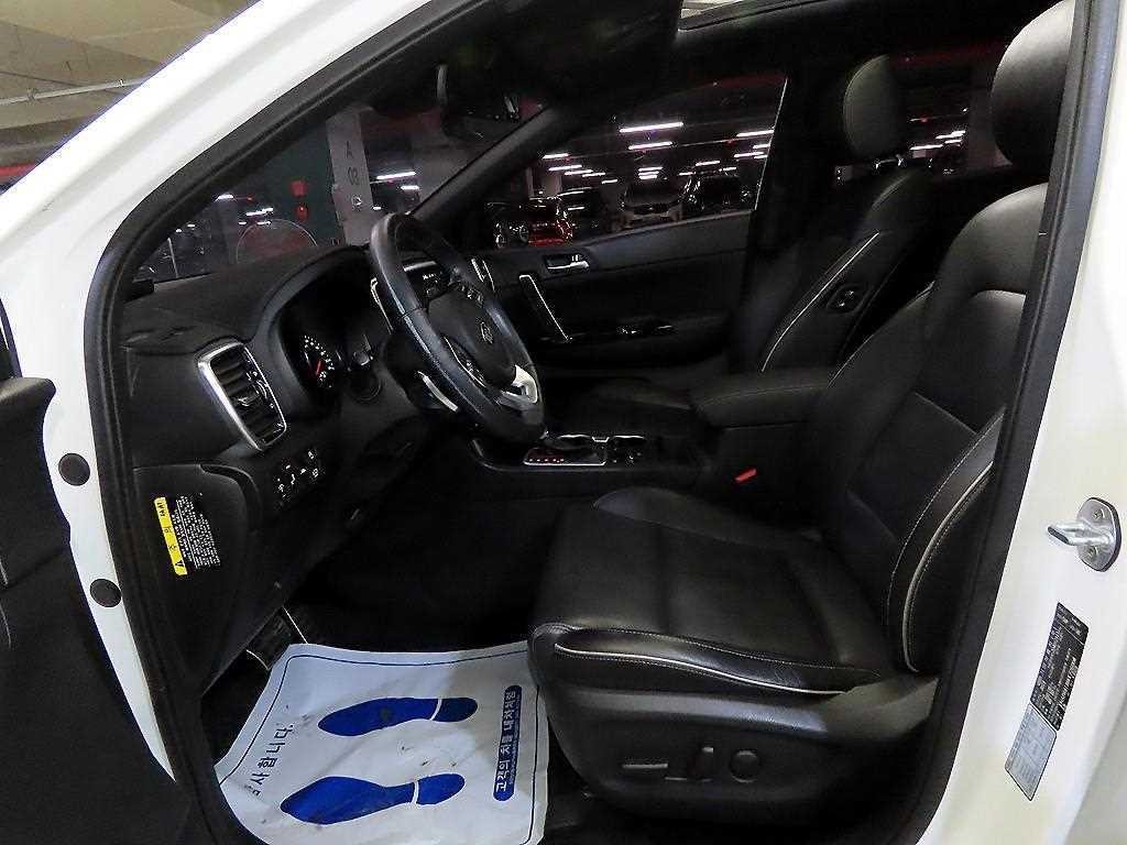 기아 스포티지 스포티지 더 볼드 2.0 디젤 2WD 인텔리전트 이미지 6