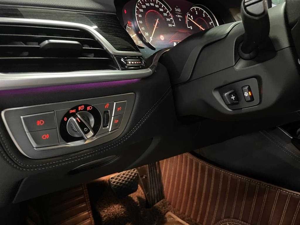 BMW 7시리즈 7시리즈 (G11) 740Ld xDrive M 스포츠 이미지 12
