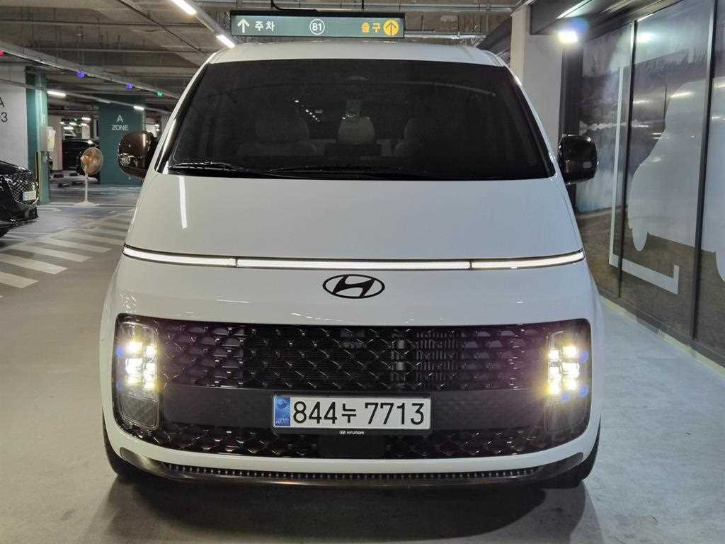 현대 스타리아 2WD 디젤 카고 모던 5인승 이미지 2