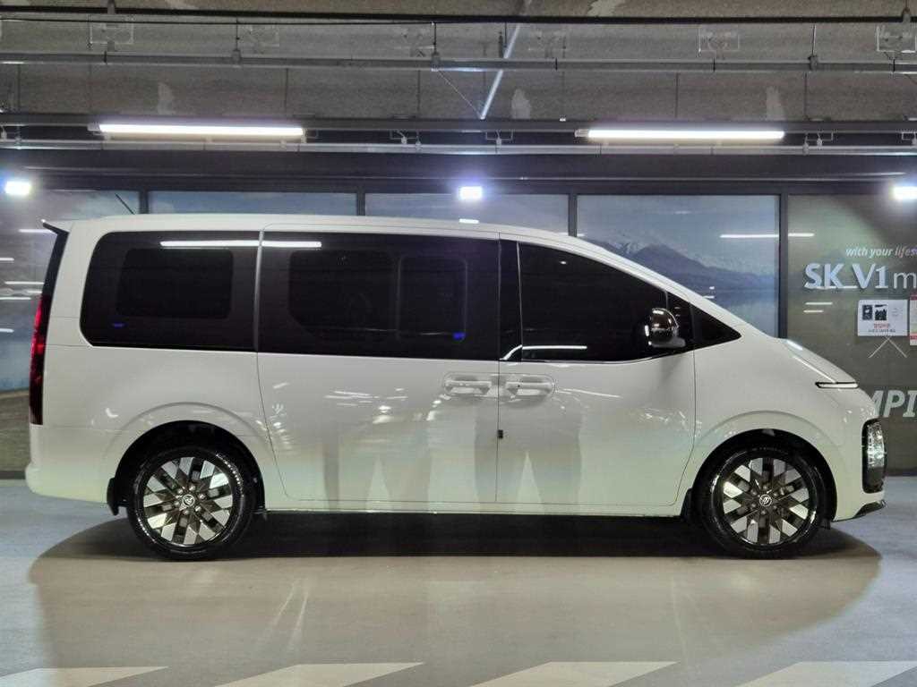 현대 스타리아 2WD 디젤 카고 모던 5인승 이미지 3