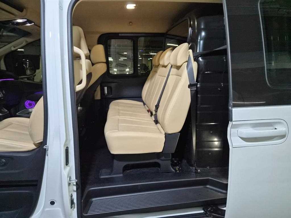 현대 스타리아 2WD 디젤 카고 모던 5인승 이미지 7