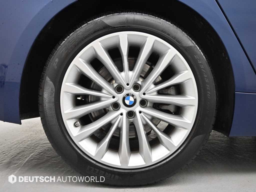 BMW 5시리즈 5시리즈 (G30) 520d xDrive 럭셔리 플러스 이미지 20