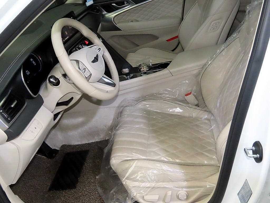 제네시스 G70 더 뉴 G70 가솔린 2.0T 2WD 이미지 10