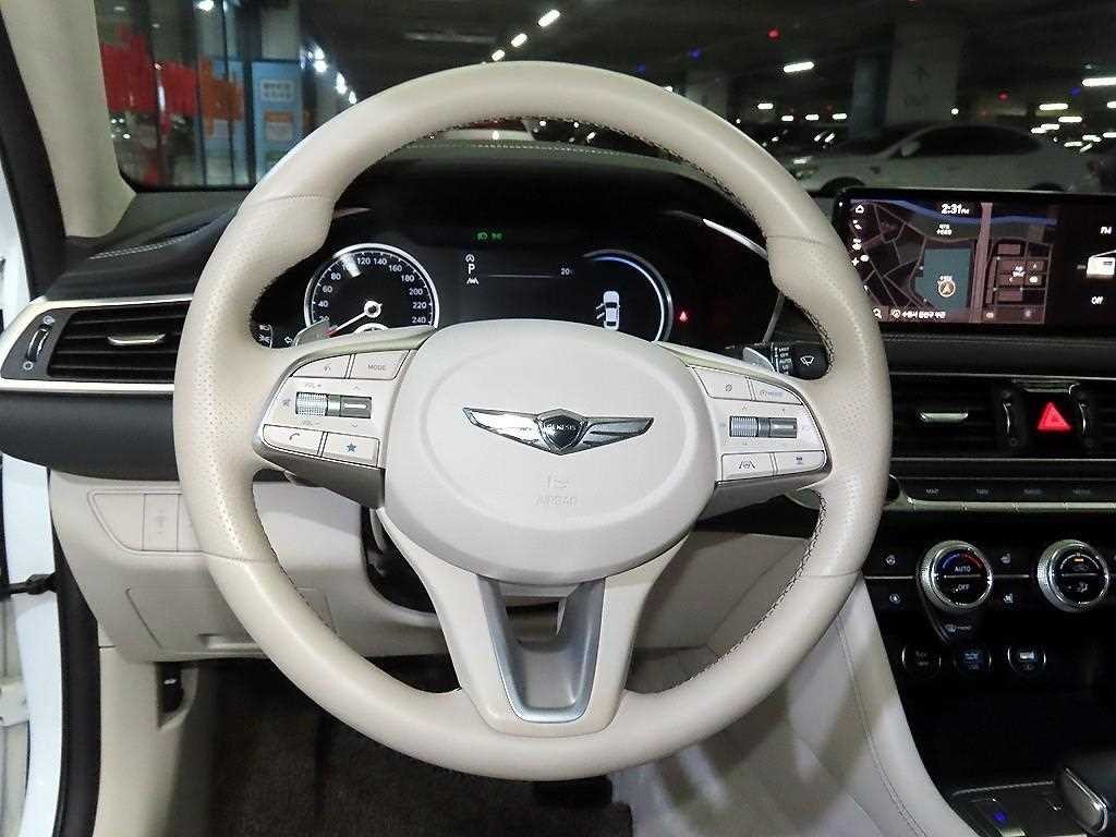 제네시스 G70 더 뉴 G70 가솔린 2.0T 2WD 이미지 12