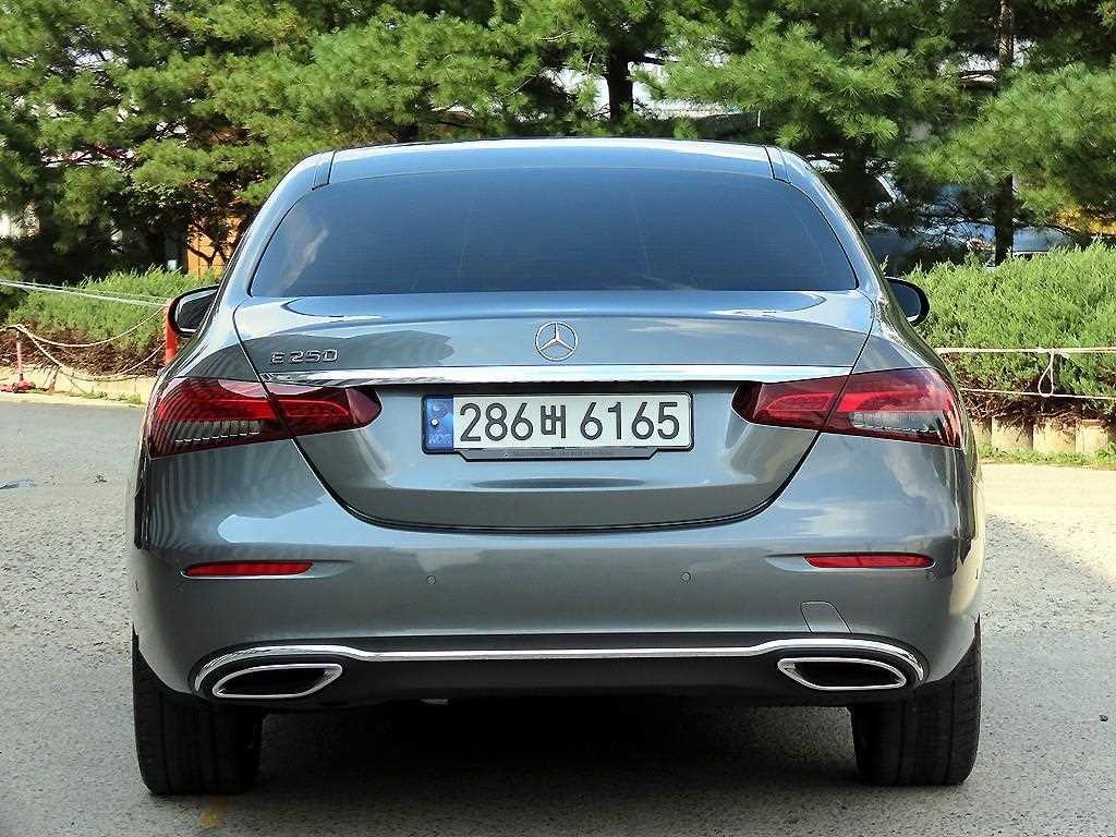 벤츠 E 클래스 E-클래스 W213 E250 익스클루시브 이미지 4